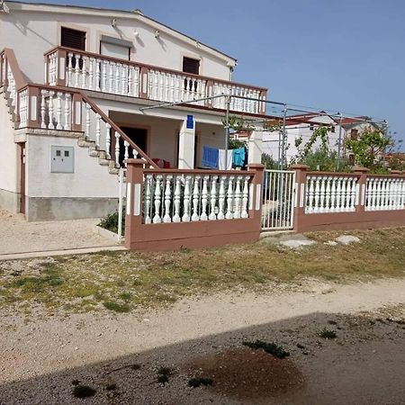Apartman Borosa Vir Exterior foto